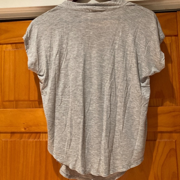 Soft Joie Grey Short Sleeve T-Shirt with Cowl Front Size Medium - Picture 2 of 9
